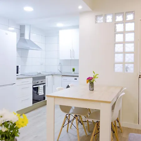 Cabanyal Luxury Malvarrosa Beach Apartment Valencia