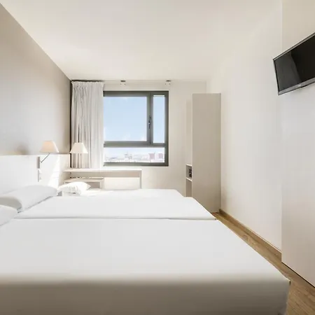 伊鲁尼昂瓦伦西亚3号酒店 瓦伦西亚