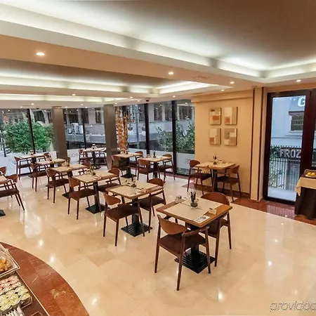 Rh Sorolla Centro 酒店 3*