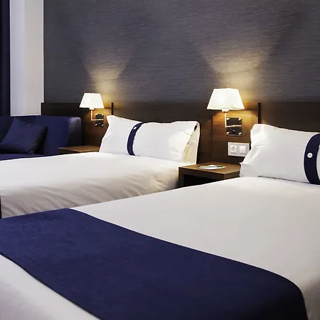 Olympia Universidades 3* Валенсия