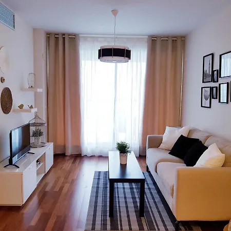 River Park Apartment *