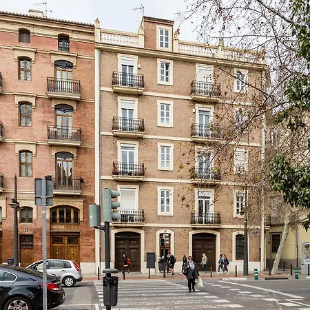 Travel Habitat Jardines Rio Turia. * Валенсия