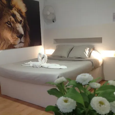 Hotel Suits You: Adults-only Centro Historico With Auto Check-in