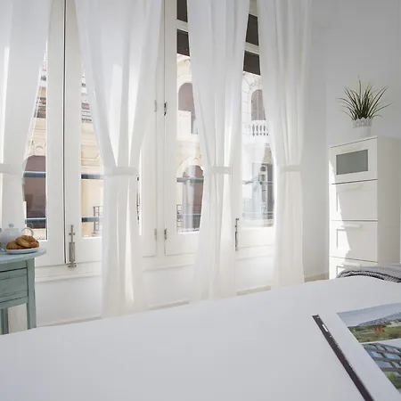 Singularstays Santa Clara * Valensiya