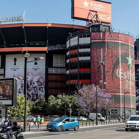 Travel Habitat Mestalla * Valencia