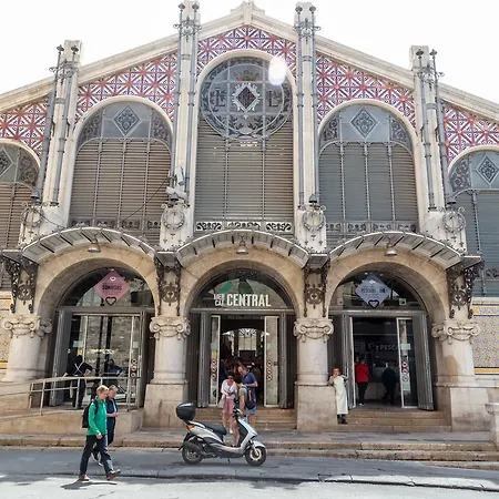 Travel Habitat Atico Ciutat Vella. Lägenhet Valencia