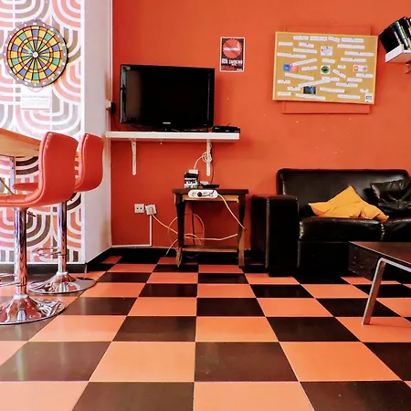 Feetup Backpackers Ostello