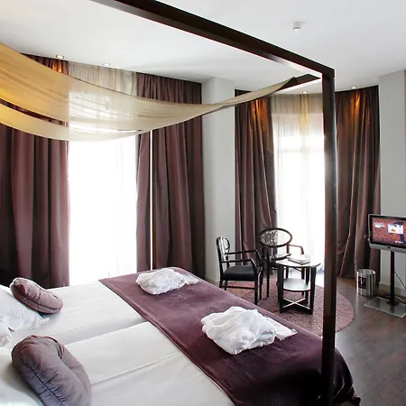 Vincci Palace Hotel