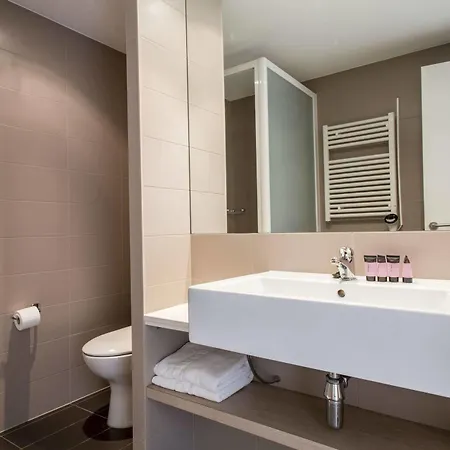 Residencia Universitaria Resa Damia Bonet * Valencie