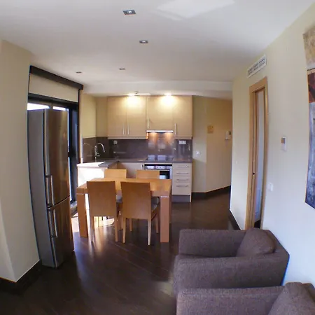 Apartmanhotel Galileo Flats - Palacio De Congresos 2*