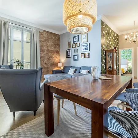 Palacio De Rojas By Moontels *