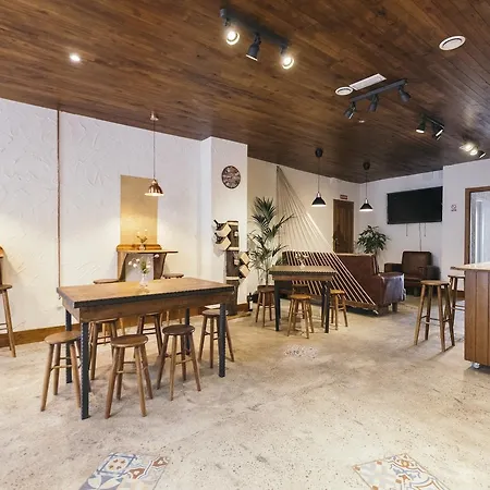 Buho House * バレンシア