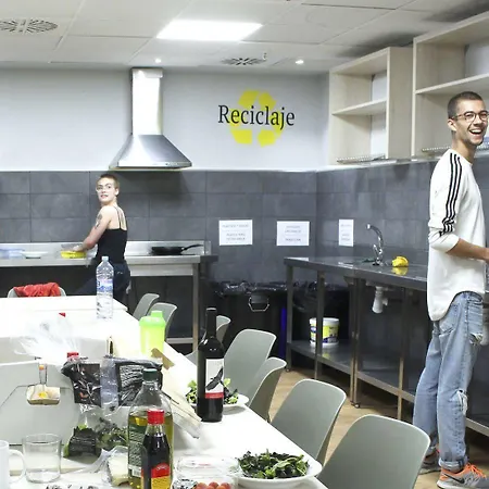 Apartament Juvenil Colegio Mayor Galileo Galilei *