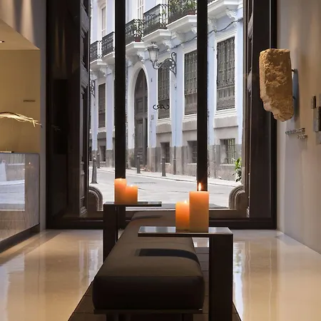 Caro Otel