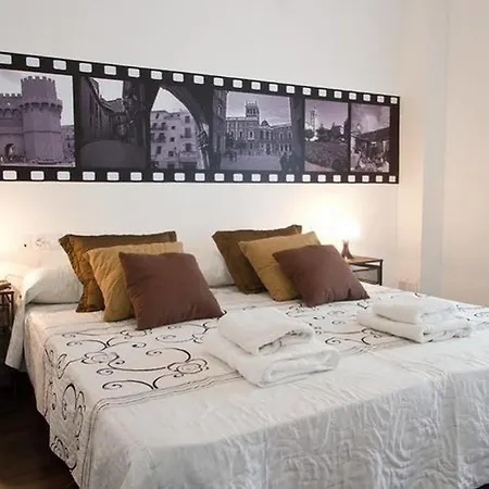 Flatsforyou Turia Apartament *