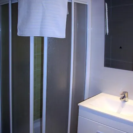 Malvarrosa Apartman *