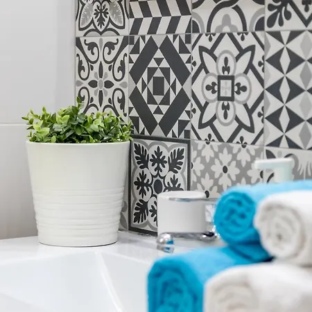 Travel Habitat Ruzafa Valencia