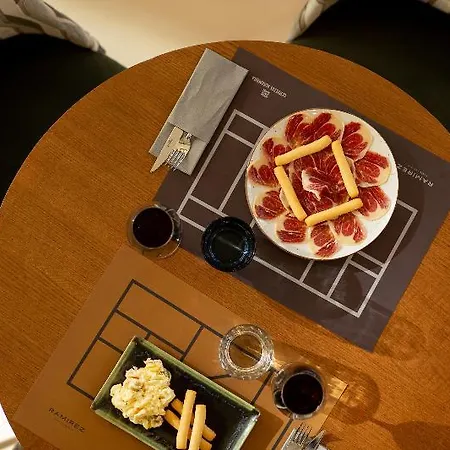 Apart-hotel Ramirez Flats 4*