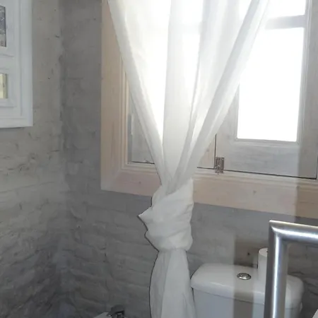 Apartament By Eric Olsan *