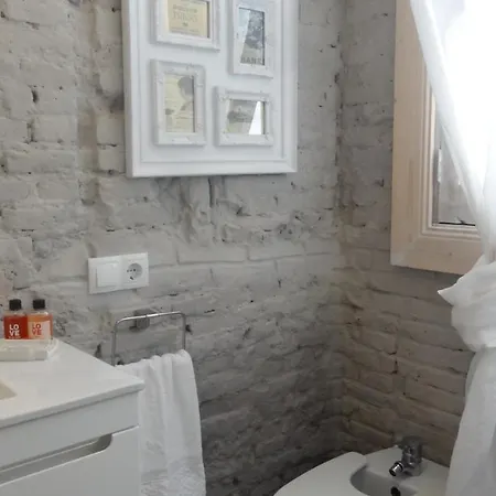 By Eric Olsan Valencia