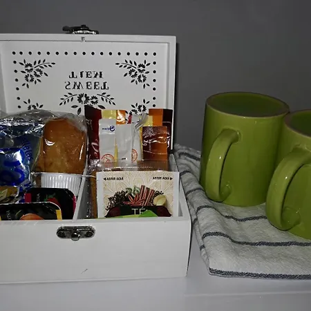 By Eric Olsan Apartment Valencia