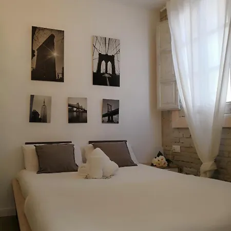 By Eric Olsan Apartament Walencja