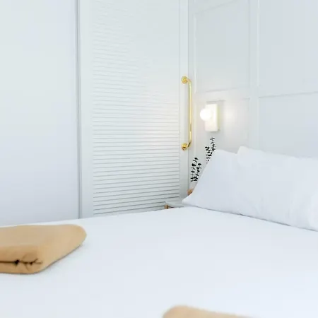 Hotell Mate Cosmo - Centre,