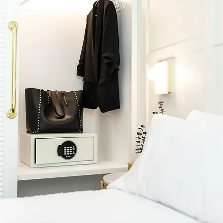 Cosmo Boutique 3*