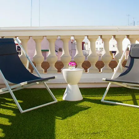 Sky Touristic Attic Apartamento