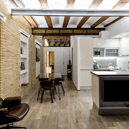 Daire Florit Flats - Center Luxurious 1br 1ba Terrace Wi-fi Ac