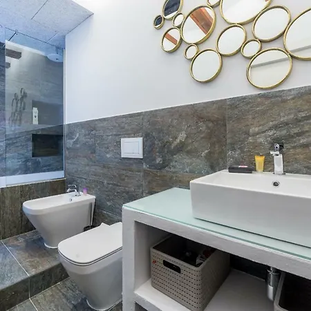 Florit Flats - Cathedral Luxury Terrace Flat 2br 2ba Ac Wifi 公寓