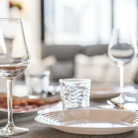 Florit Flats - Center Luxurious 1br 1ba Terrace Wi-fi Ac