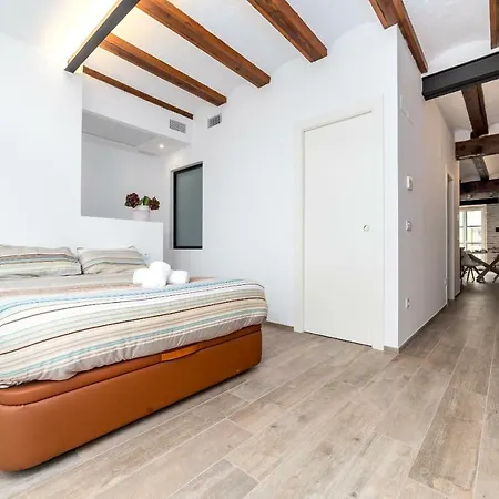 Florit Flats - Cathedral Luxury Terrace Flat 2br 2ba Ac Wifi Apartamento *