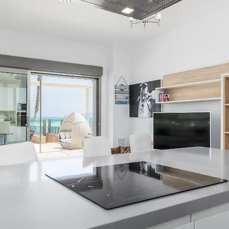 Apartamento Luxury Front With Pool Valencia