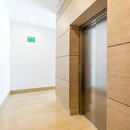 Luxury Front With Pool Apartment