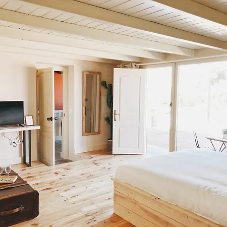 Mom La Punta Guest house Valencia