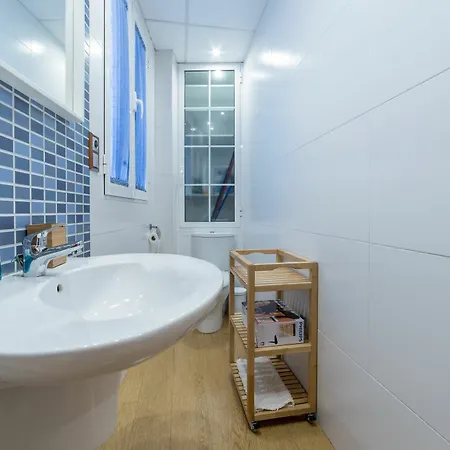 Travel Habitat Jardines Rio Turia. Валенсия