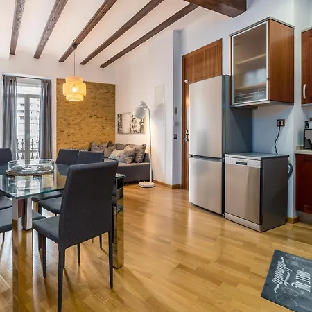 Travel Habitat Jardines Rio Turia. فالنسيا