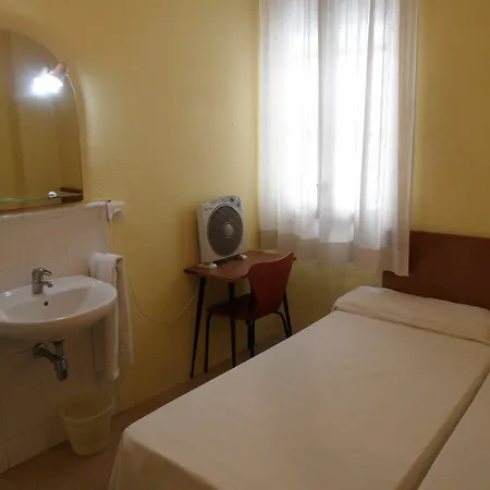 Casa de hóspedes Moratin *