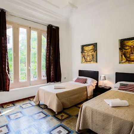 Total Terrace فالنسيا