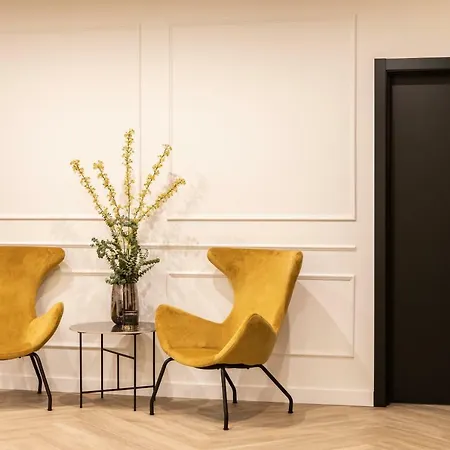 Blanq Comedias Pensionat Valencia