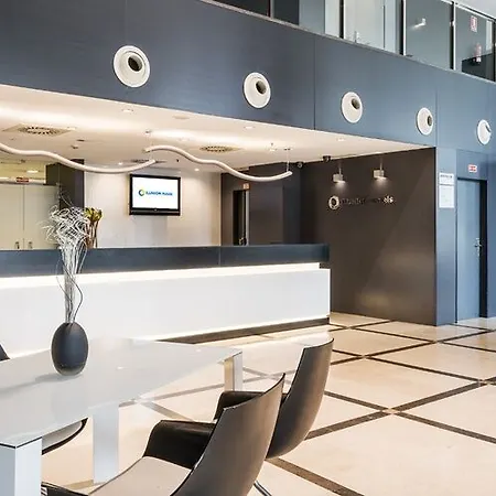 Ilunion Aqua 4 Hotell 4*