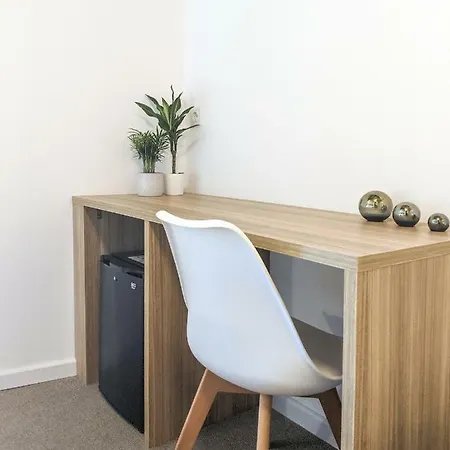 Original Domino House بيت ضيافة 4*