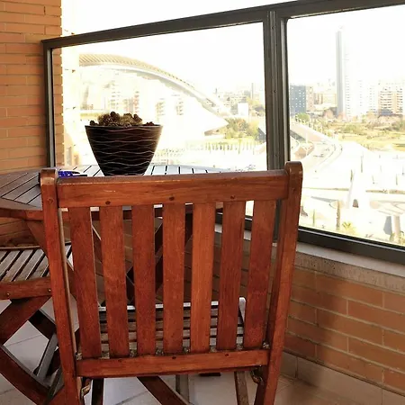 Travel Habitat L'umbracle Apartment