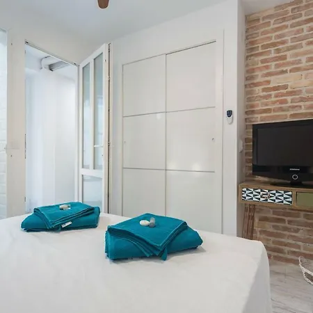 Apartman Laura Sea View *