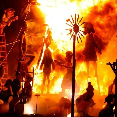 Arrendamiento De Temporada En Ruzafa דירה ולנסיה