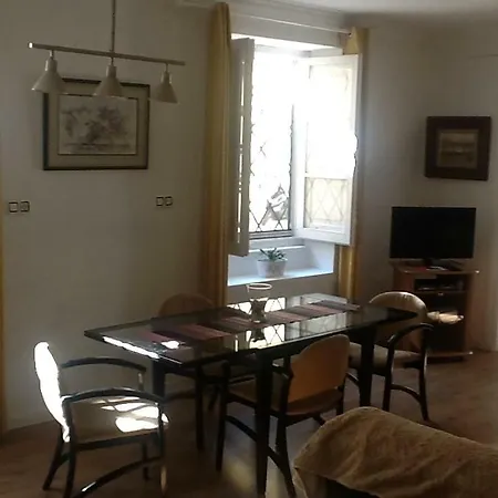 Alejandro Y Renate Apartment