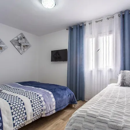 Versus Near Of Arts 2 公寓