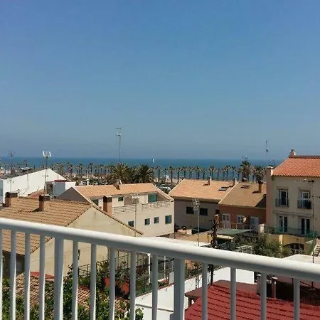 Vistas Al Mar דירה *