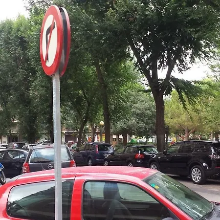 Olvida Tu Reloj Montichelvo Apartman *